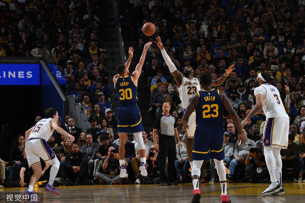 赛中屡获殊 赛中屡获殊